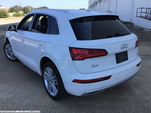 Used 2019 Audi Q5 2.0T Premium Plus w/ Premium Plus Package AWD/4WD image 6