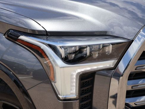 Used 2024 Toyota Tundra Platinum AWD/4WD image 8