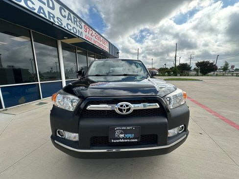 Used 2013 Toyota 4Runner SR5 AWD/4WD image 8