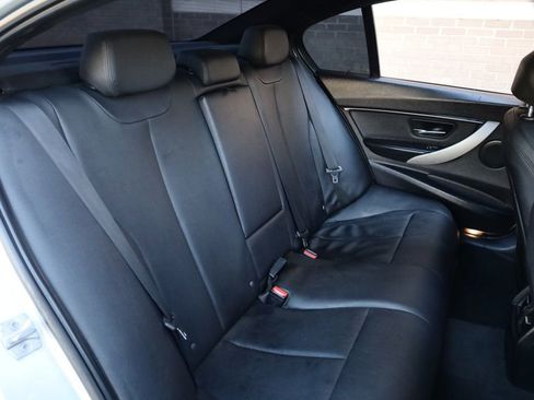 Used 2016 BMW 320i Sedan image 25