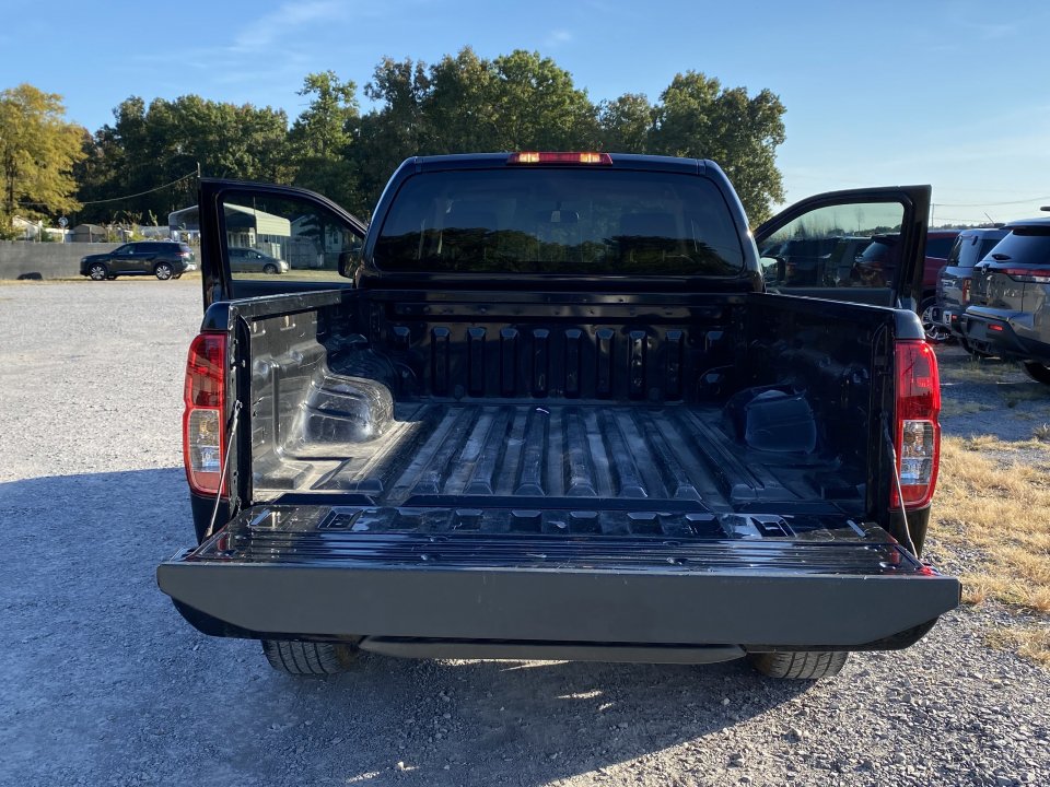 Used 2020 Nissan Frontier S AWD/4WD image 16
