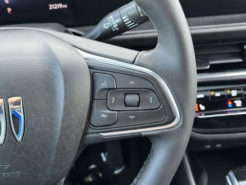 Certified 2024 Buick Envista Avenir image 26