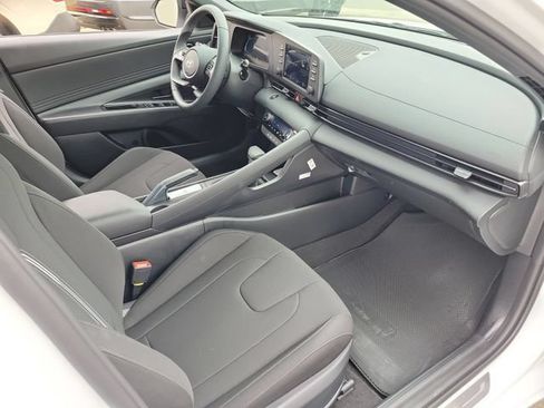New 2026 Hyundai Elantra Sport FWD image 20