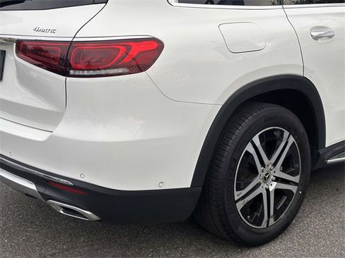 Used 2022 Mercedes-Benz GLS 450 4MATIC image 13