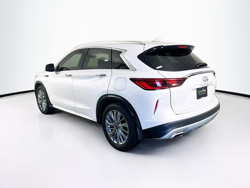 Used 2023 INFINITI QX50 Luxe FWD image 5