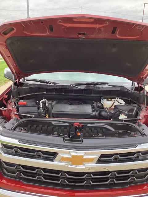 Used 2023 Chevrolet Silverado 1500 LT AWD/4WD image 17