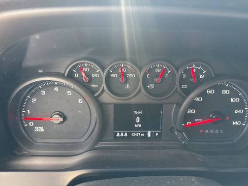 Used 2024 Chevrolet Silverado 2500 Custom w/ Custom Value Package AWD/4WD image 15