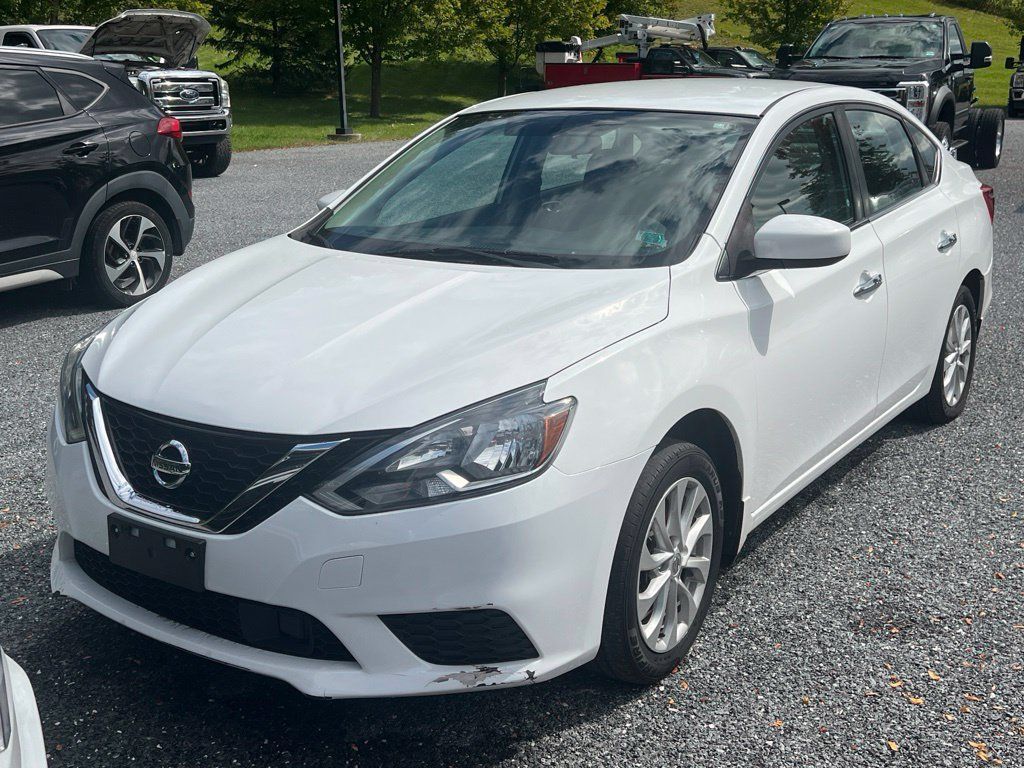 Used 2018 Nissan Sentra SV FWD image 2