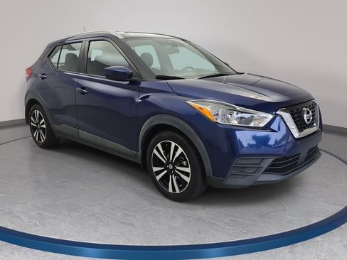 Used 2020 Nissan Kicks SV FWD image 3