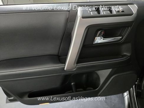 Used 2024 Toyota 4Runner SR5 Premium AWD/4WD image 28