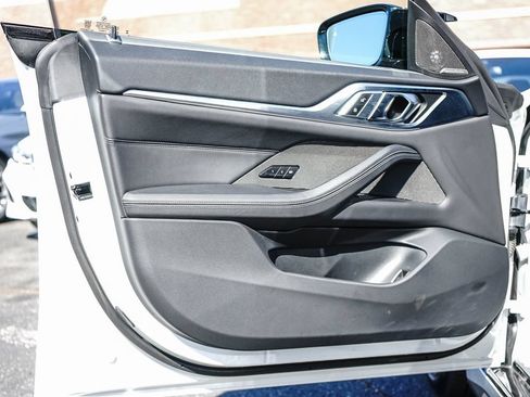 Used 2025 BMW M440i RWD image 20