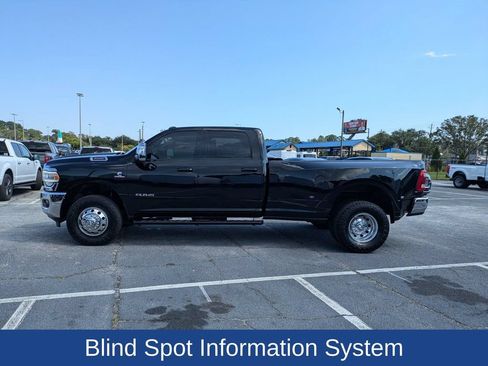 Used 2024 RAM 3500 Laramie AWD/4WD image 8