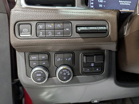 Used 2023 GMC Yukon XL Denali w/ Denali Reserve Package image 23