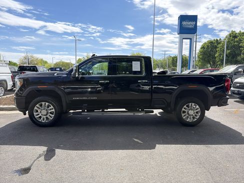 Used 2022 GMC Sierra 2500 Denali w/ Denali Ultimate Package image 7