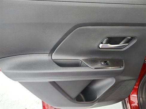 New 2026 Nissan Kicks SV w/ SV Premium Package image 38