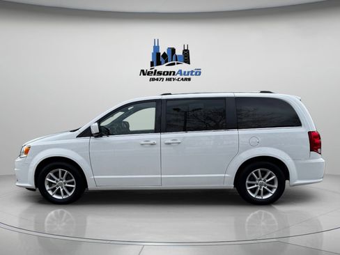 Used 2020 Dodge Grand Caravan SXT w/ Driver Convenience Group FWD image 9