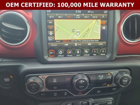 Used 2023 Jeep Gladiator Rubicon AWD/4WD image 31