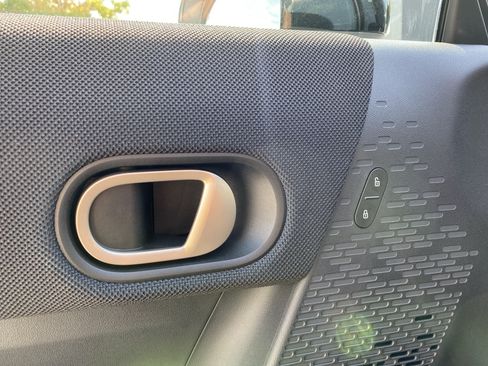 Used 2026 MINI Cooper 2-Door Hardtop FWD image 18