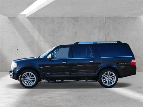 Used 2017 Ford Expedition EL Platinum image 5