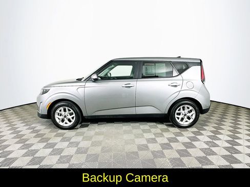 Used 2025 Kia Soul LX w/ LX Technology Package image 6