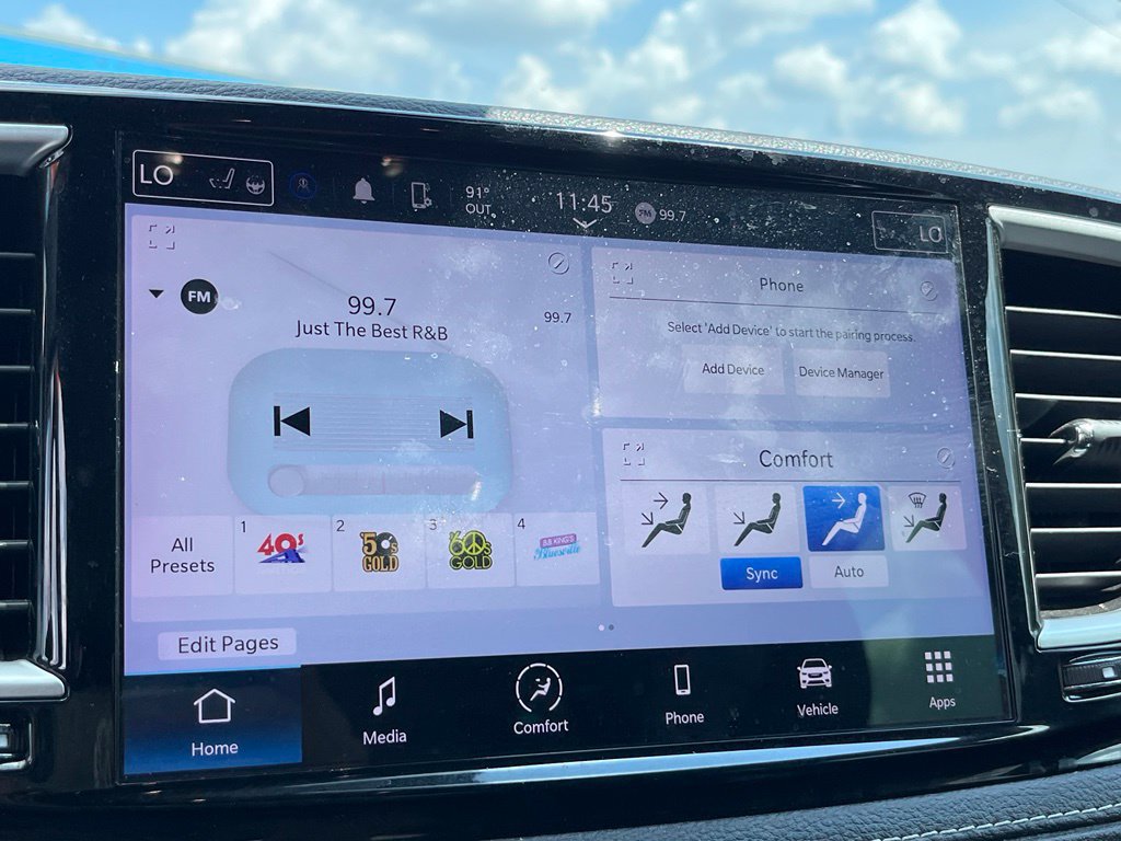 Used 2024 Chrysler Pacifica Touring FWD image 19