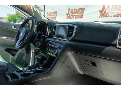 Used 2021 Kia Sportage LX AWD/4WD image 37