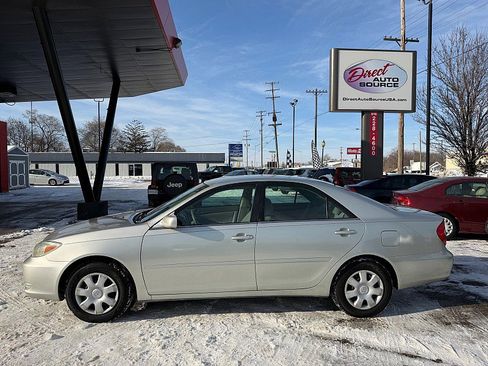 Used 2003 Toyota Camry LE image 1