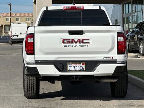 Used 2025 GMC Canyon AT4 image 7
