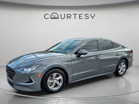 Certified 2022 Hyundai Sonata SE FWD image 1
