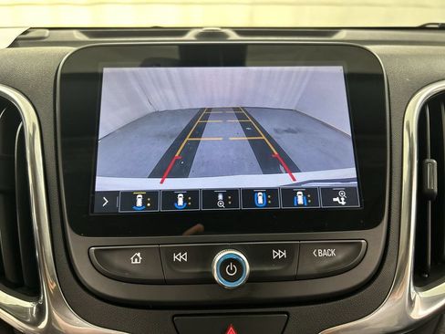 Used 2019 Chevrolet Equinox Premier AWD/4WD image 17