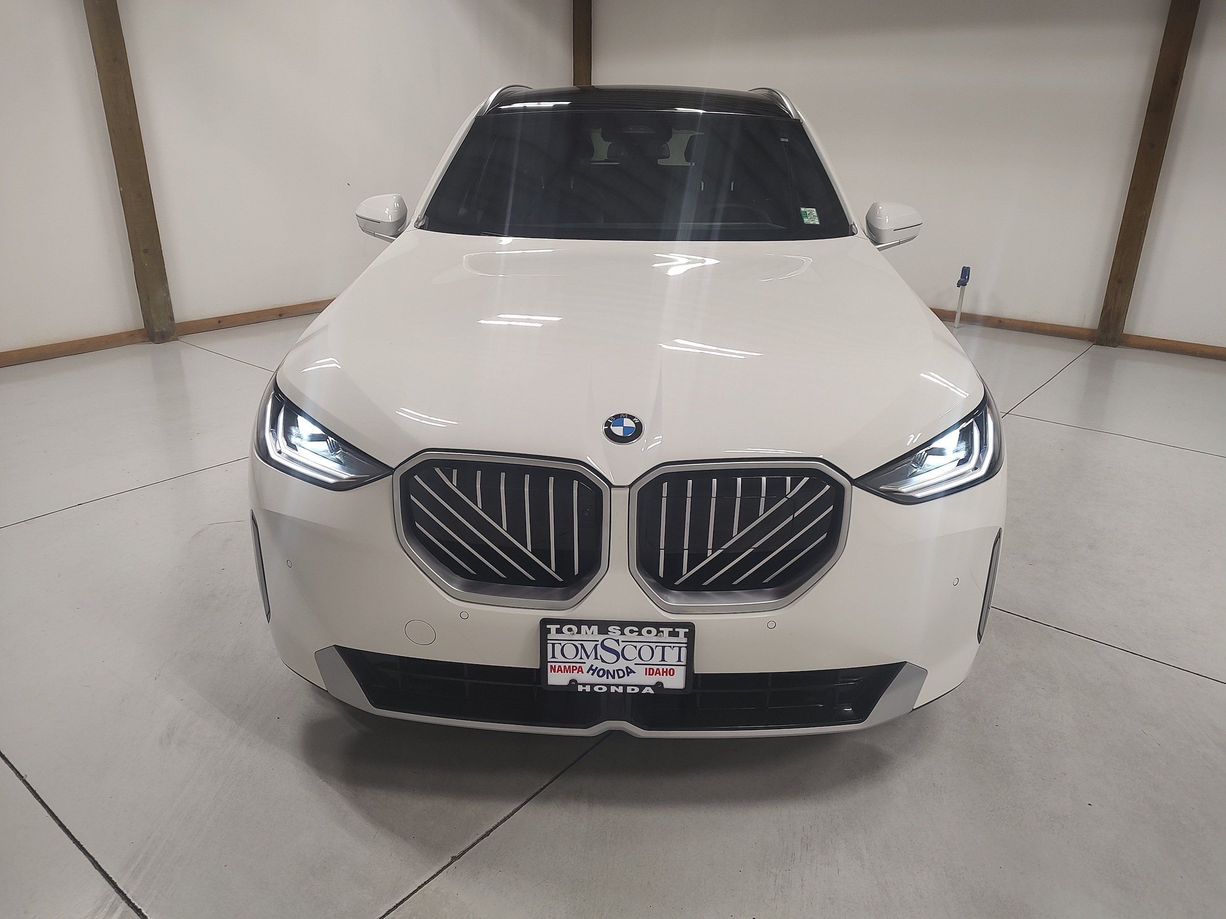 Used 2026 BMW X3 xDrive30i AWD/4WD image 3
