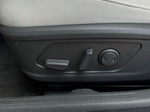 Used 2025 Hyundai Sonata SEL FWD image 11