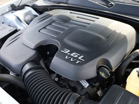 Used 2022 Chrysler 300 S image 8