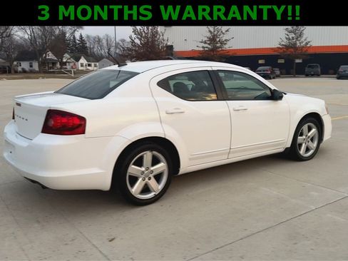 Used 2013 Dodge Avenger SE image 8