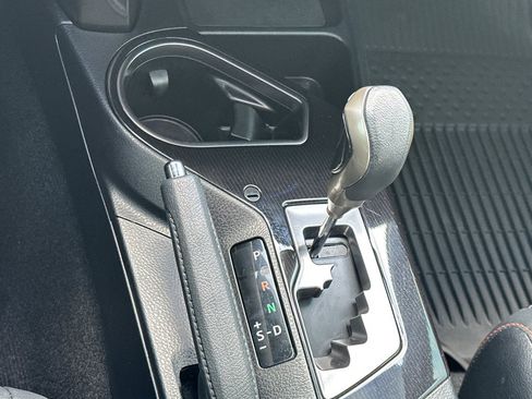 Used 2017 Toyota RAV4 SE image 23