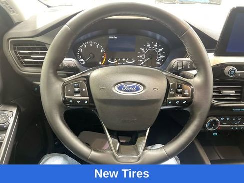 Used 2022 Ford Escape SEL image 14