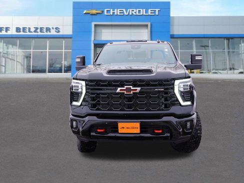 New 2026 Chevrolet Silverado 2500 ZR2 image 8