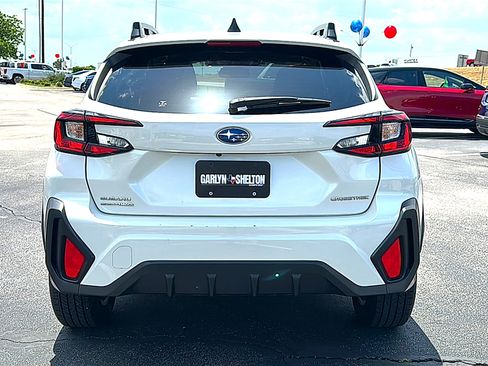 Used 2025 Subaru Crosstrek 2.0i Premium AWD/4WD image 7