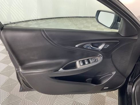 Used 2016 Chevrolet Malibu LT w/ Leather Package FWD image 15