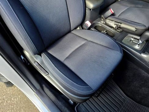 Used 2016 Subaru Forester 2.5i Premium AWD/4WD image 40
