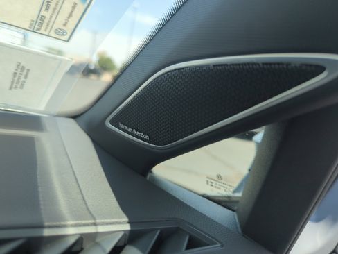 New 2025 Volkswagen Golf SE image 26