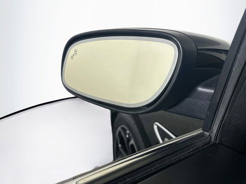 Used 2013 Ford Taurus SHO AWD/4WD image 16