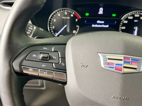Used 2023 Cadillac XT4 Premium Luxury FWD image 18