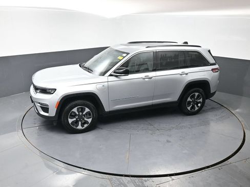Used 2024 Jeep Grand Cherokee Limited 4xe AWD/4WD image 49