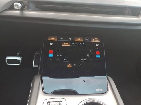 Used 2026 Cadillac Vistiq Sport w/ LPO, Floor Liner Package image 20