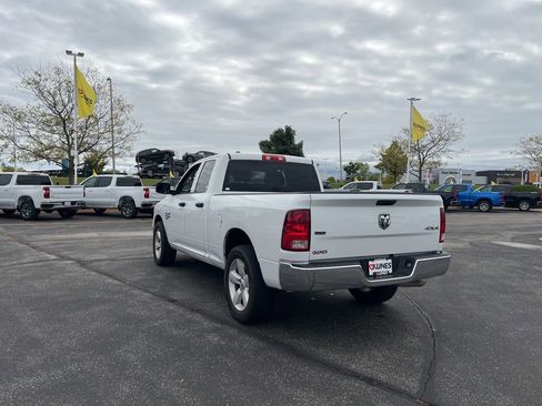 Used 2024 RAM 1500 Classic SLT image 7