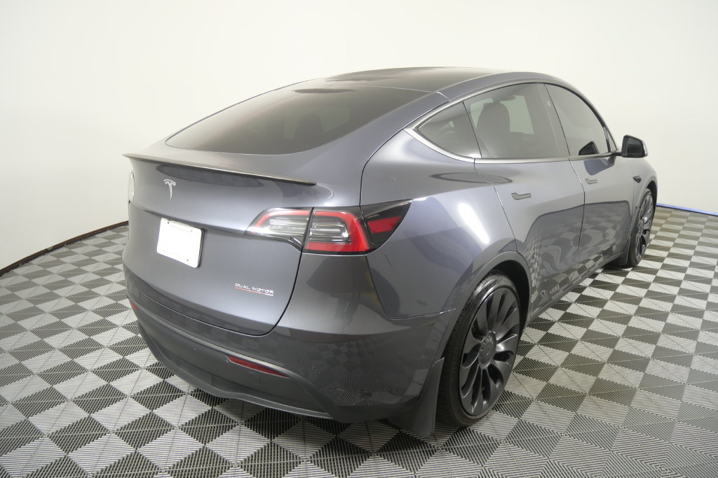 Used 2023 Tesla Model Y Performance AWD/4WD image 5