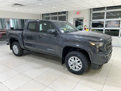 New 2025 Toyota Tacoma SR5