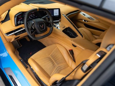 Used 2020 Chevrolet Corvette Stingray Premium Conv w/ 3LT Preferred Equipment Group RWD image 23