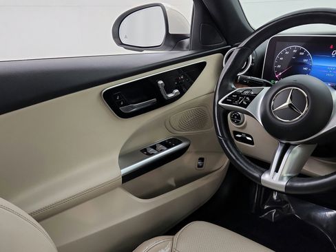 Used 2023 Mercedes-Benz C 300 4MATIC Sedan image 21